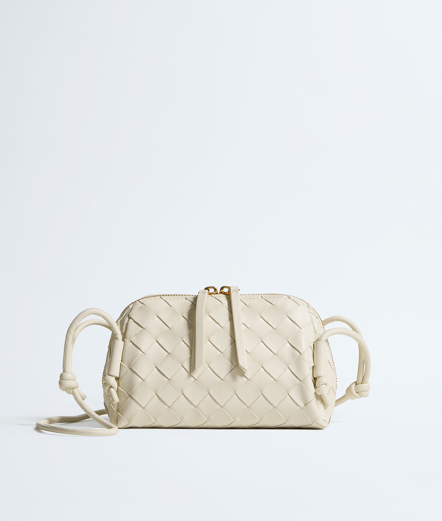 Women's Intrecciato Concert Pouch in Sea salt